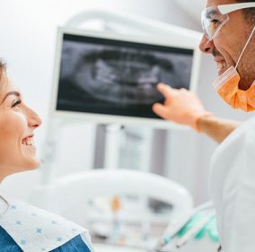 Dental-Implants-vs-Bridges